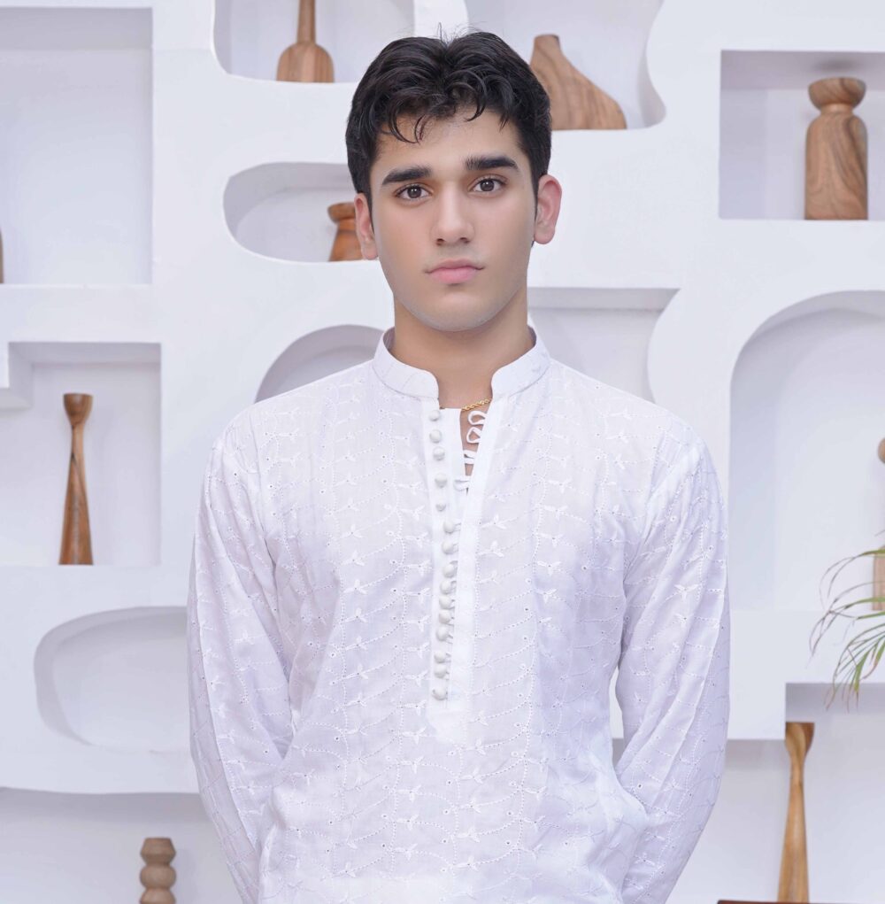 Chikankari White Kurta for Men at OAK Collections